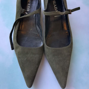 PRADA - Pre-owned Ladie' Suede Low Heel - Size 36
